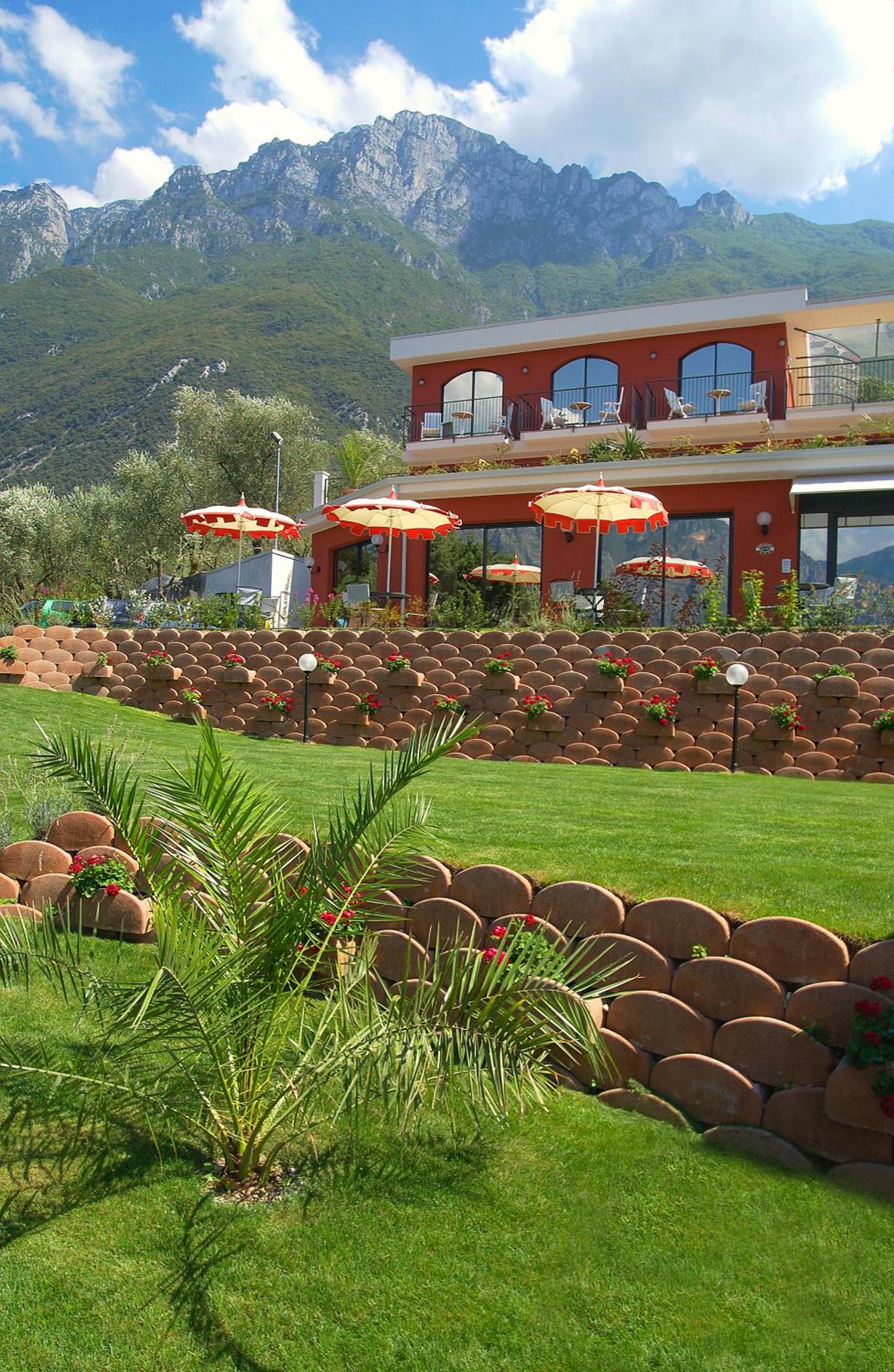 Hotel Oasi Beach