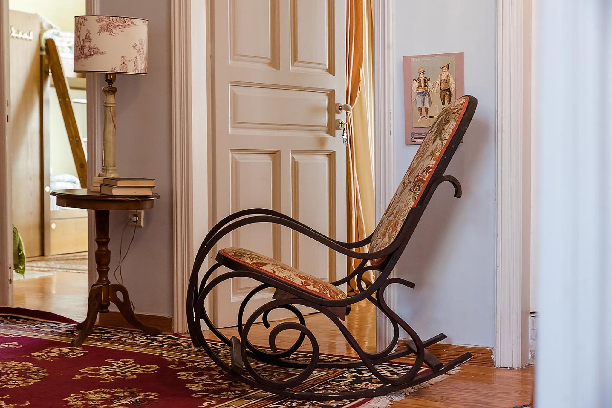Athens Quinta