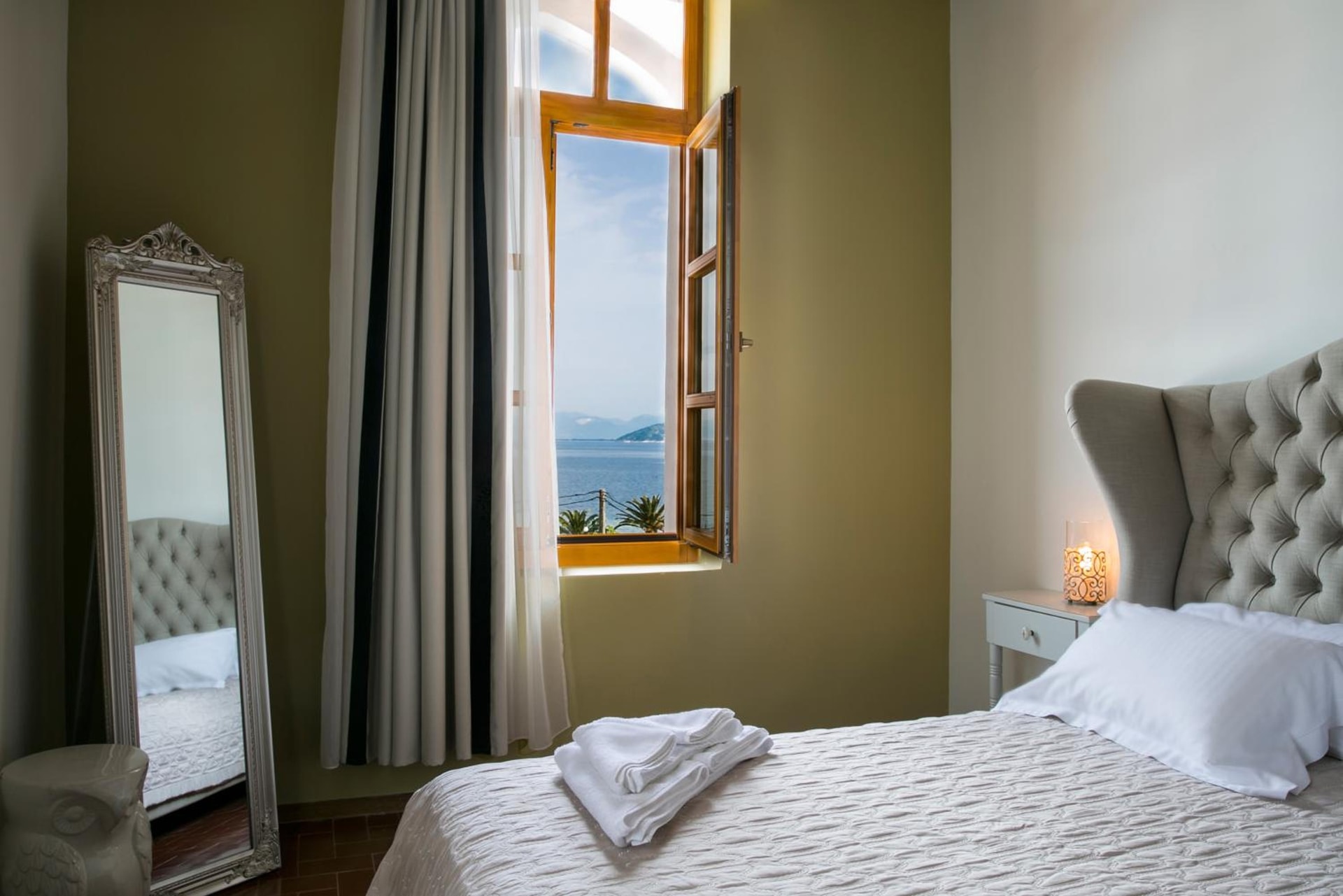 A for Art Hotel