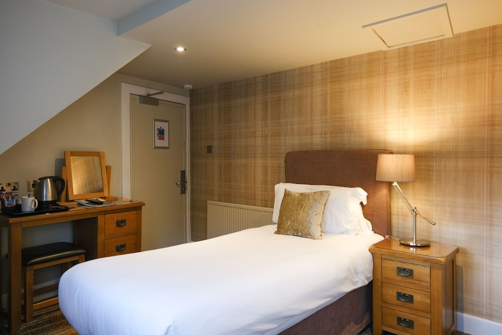 The Glen Mhor Hotel and Uile-bheist Brewery & Distillery