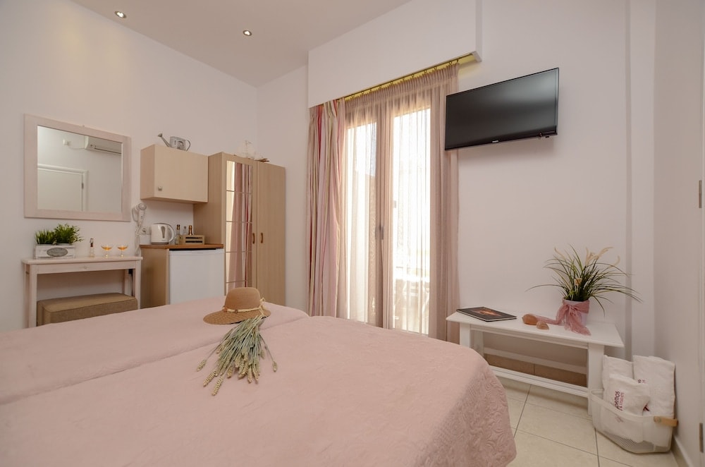 Hotel Panormos