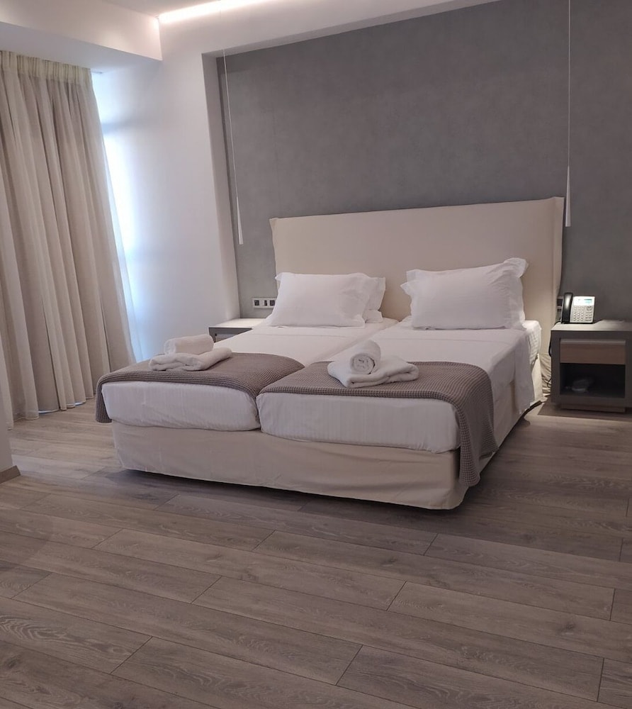 Las Hotel & Spa