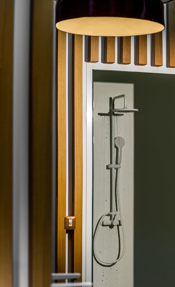 Cresanto Luxury Suites
