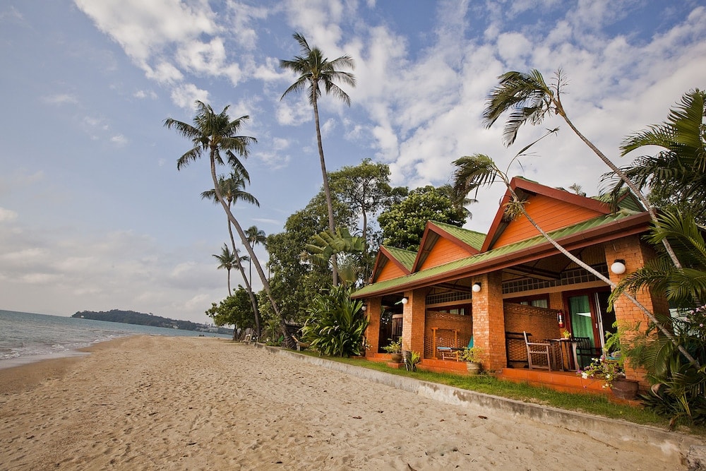 Friendship Beach Resort & Atmanjai Wellness Spa