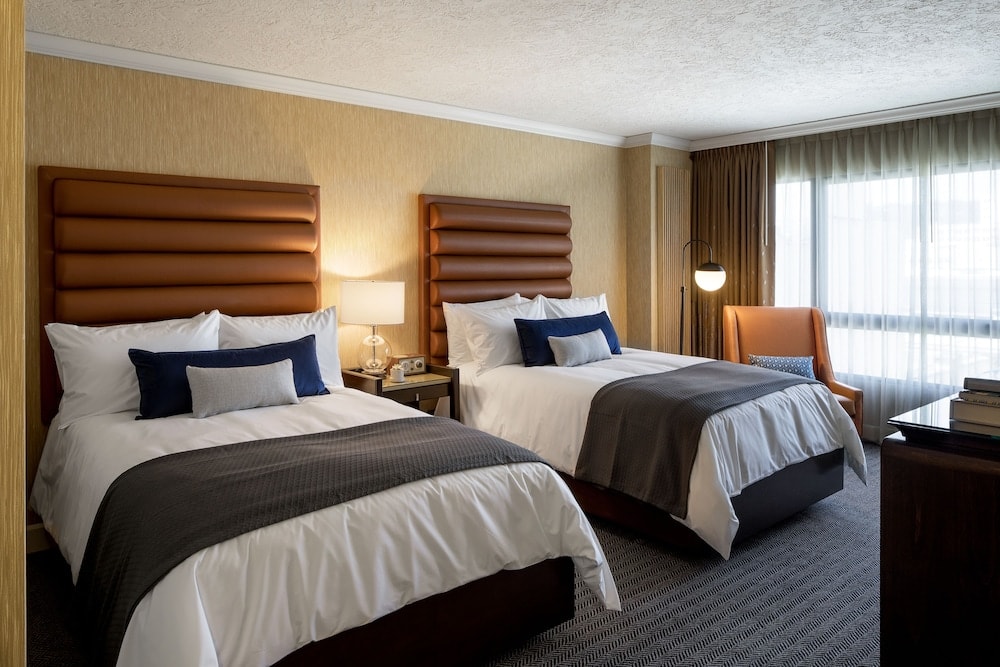 Dossier Hotel