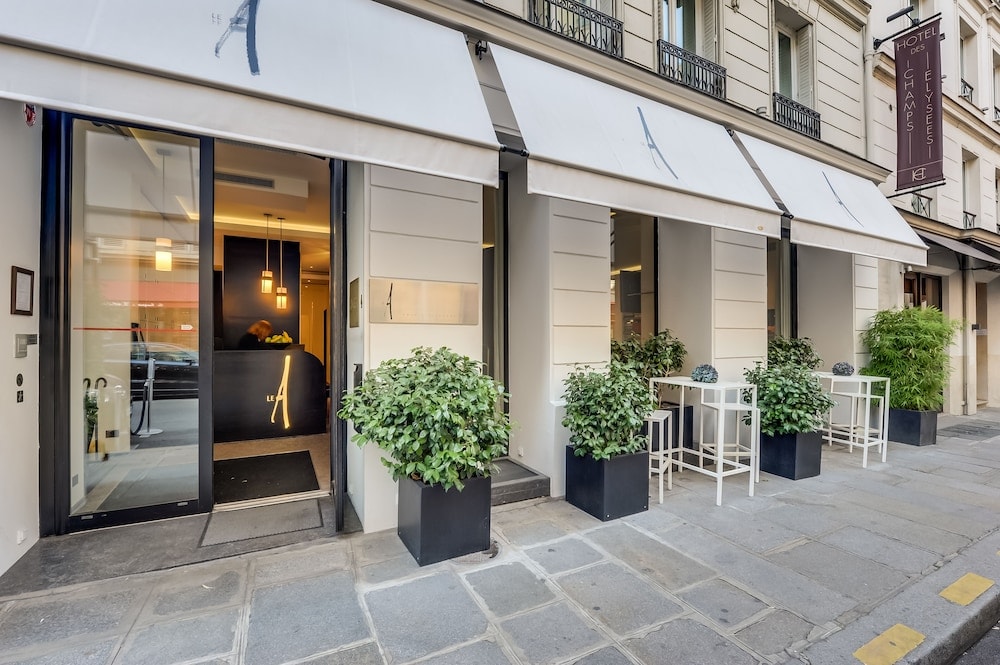 Hotel Le A
