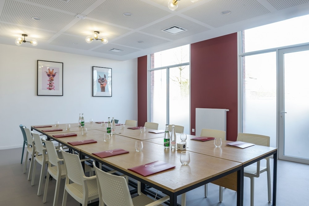 meeting & event spaces