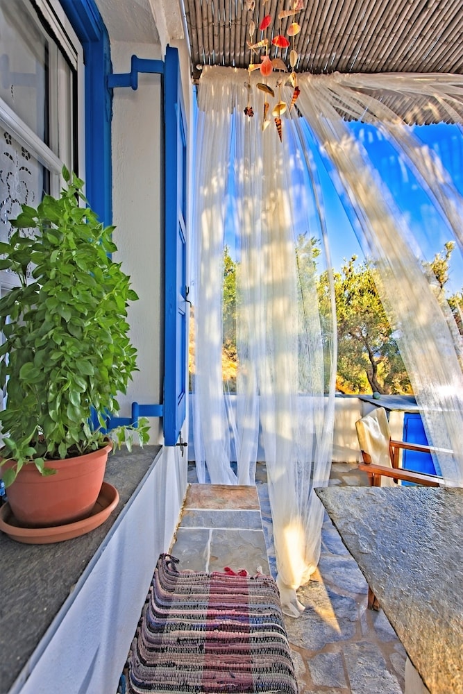Sifnos Residence