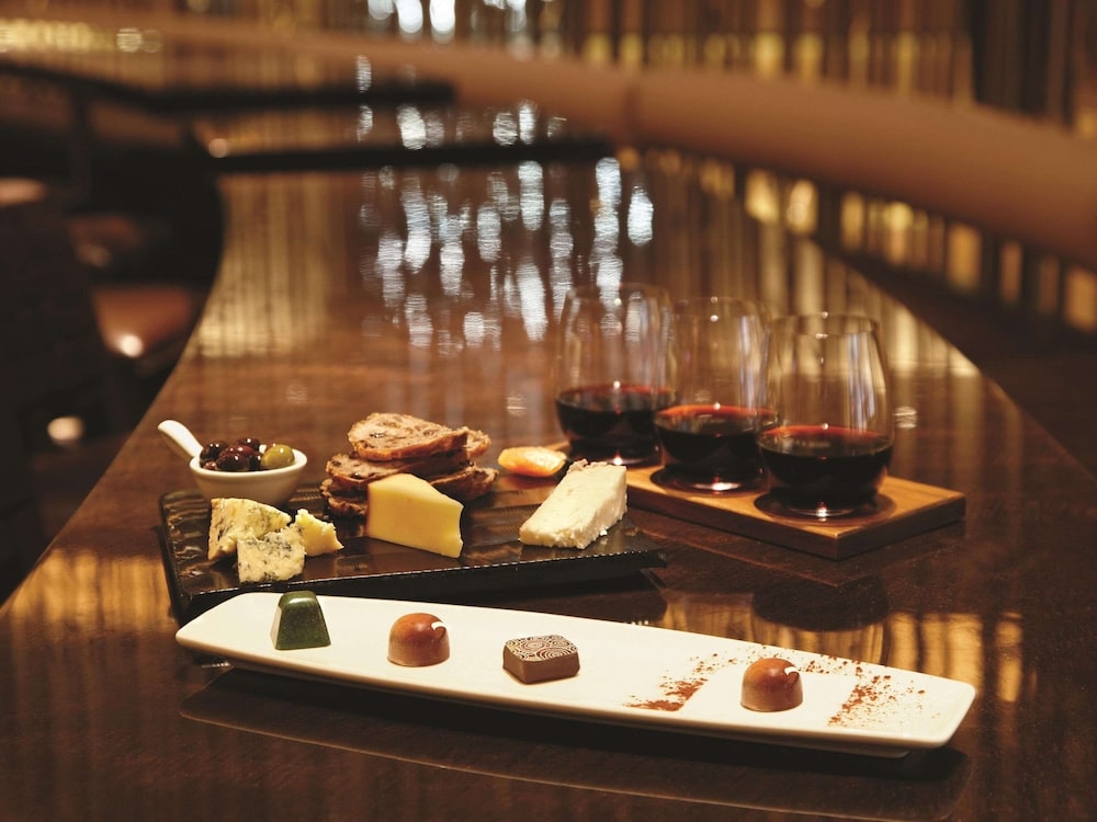 Fairmont Chicago at Millennium Park Gold Experience