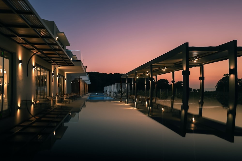 Salt Boutique Hotel