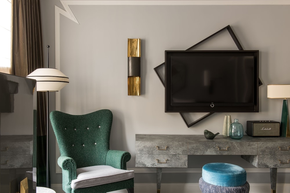 Nolinski Paris - Evok Collection