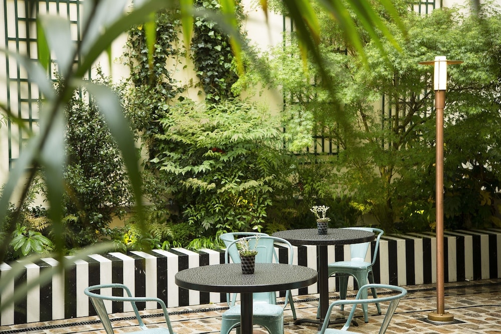 Hotel Saint-Marc