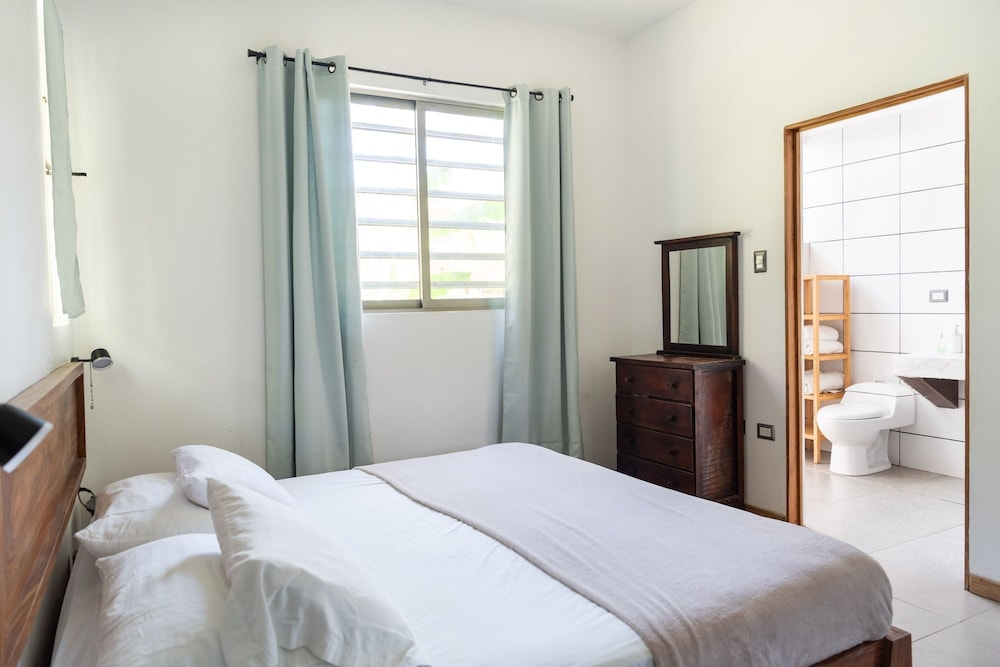 Nautilus Surf & Yoga Villas Santa Teresa