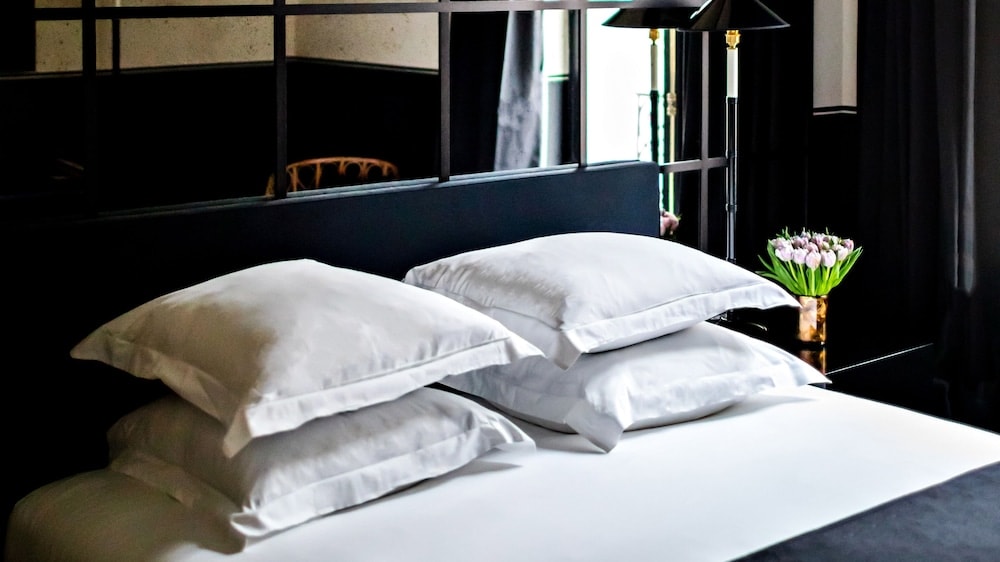 Monsieur George Hotel & Spa – Champs Elysées