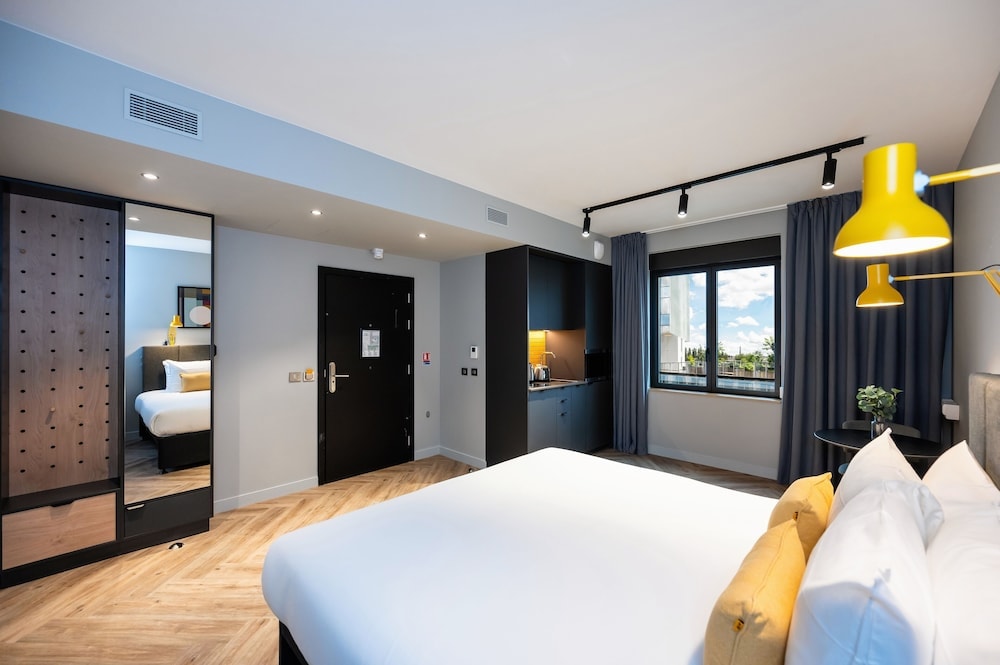 Staycity Aparthotels, Paris, La Défense