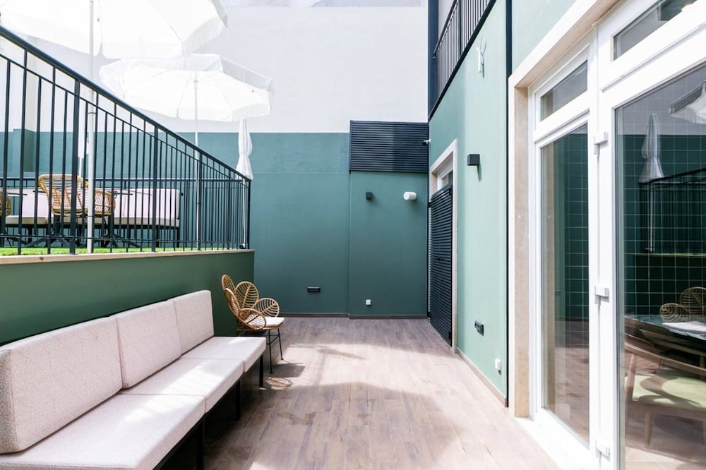 Lx SoHo Boutique Hotel by RIDAN Hotels