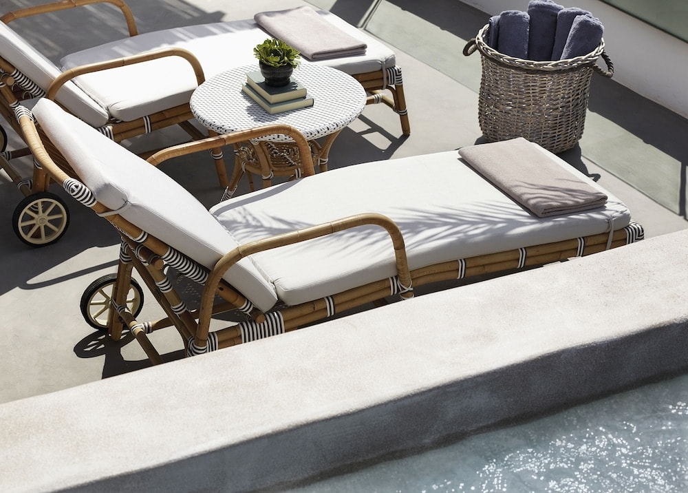Santo Pure Oia Suites & Villas