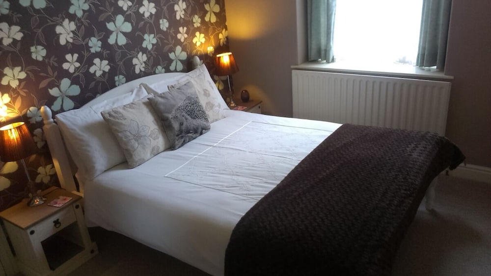 Saffron House Hotel