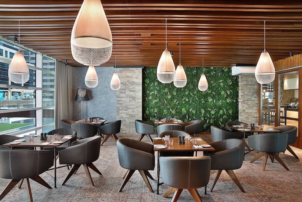 DoubleTree by Hilton Dubai - Business Bay