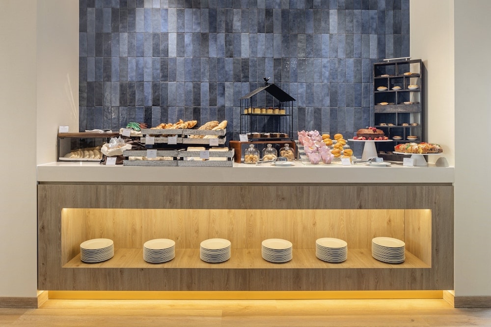 Crowne Plaza Caparica Lisbon by IHG