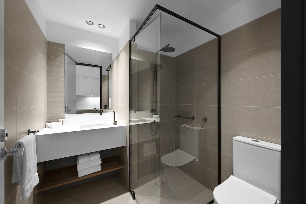 Nesuto Docklands Apartment Hotel