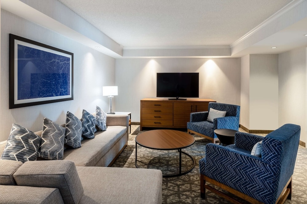 Embassy Suites by Hilton Portland Airport