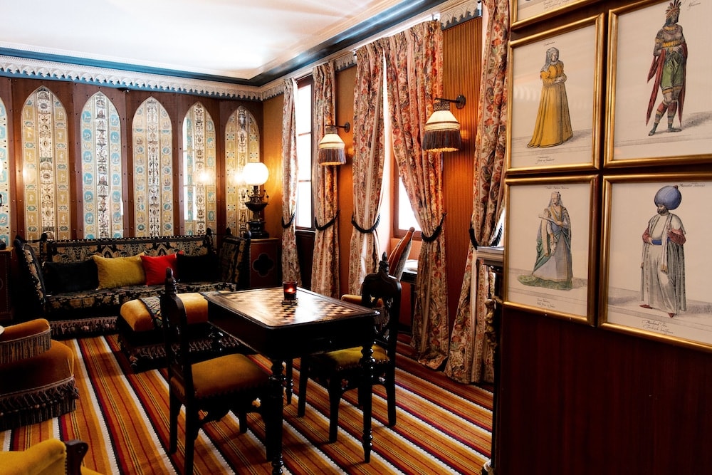 lounge
