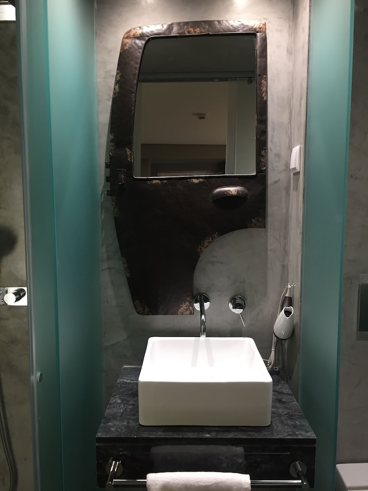 Dalma Old Town Suites