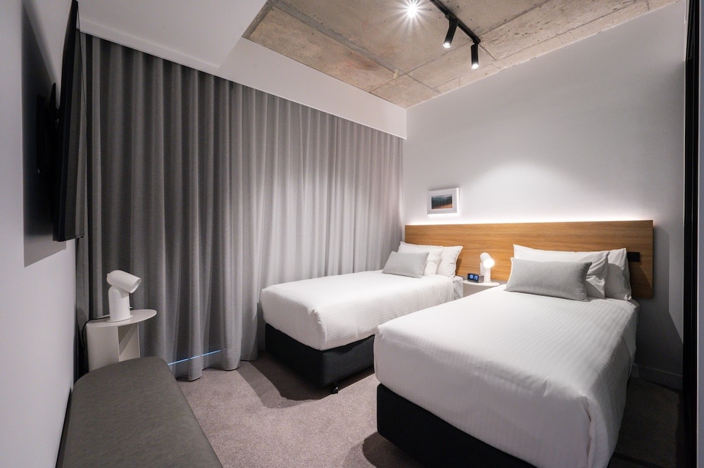 Nesuto Docklands Apartment Hotel