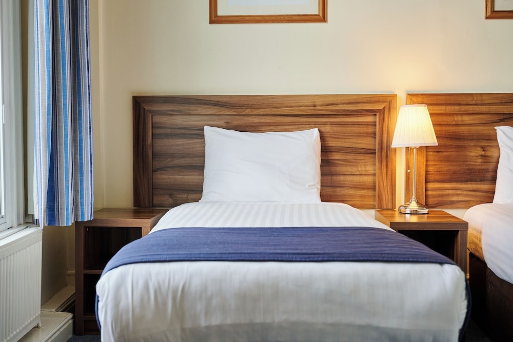 Discovery Inn Hotel