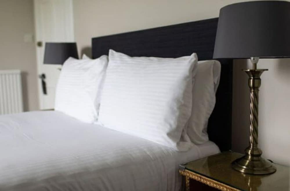 Whitebridge Hotel