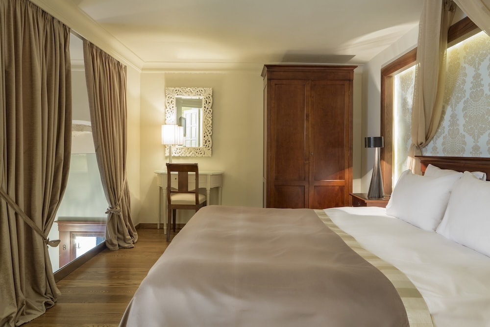 Casa Delfino Hotel & Spa