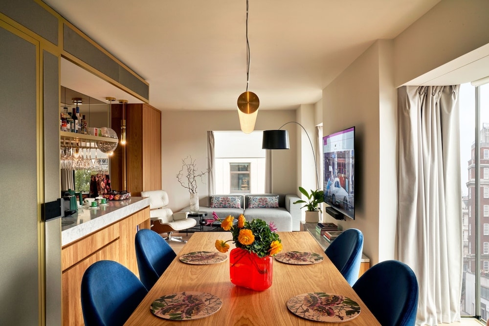 The BoTree London, Curio Collection by Hilton