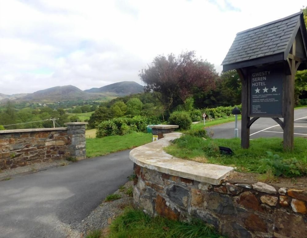 Gwesty Seren Hotel