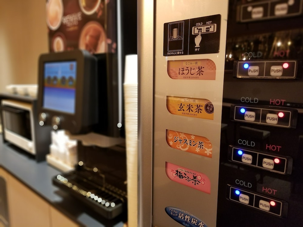 Glansit Akihabara Comfort Capsule Hotel