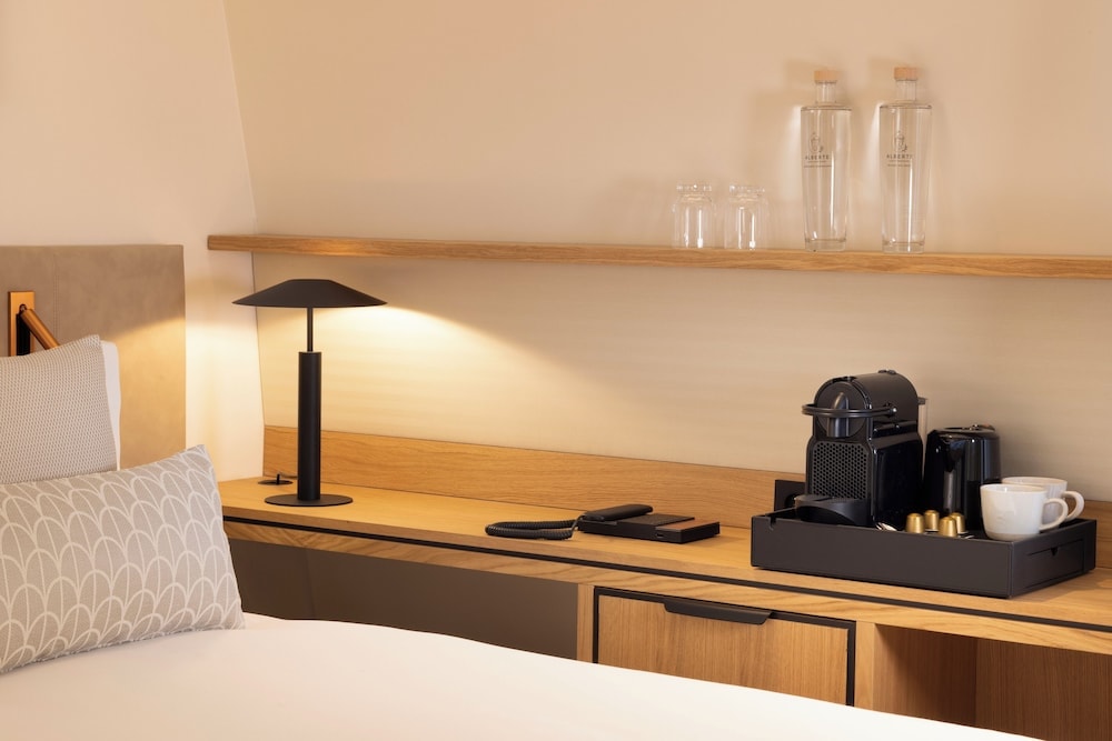 Alberte Hotel