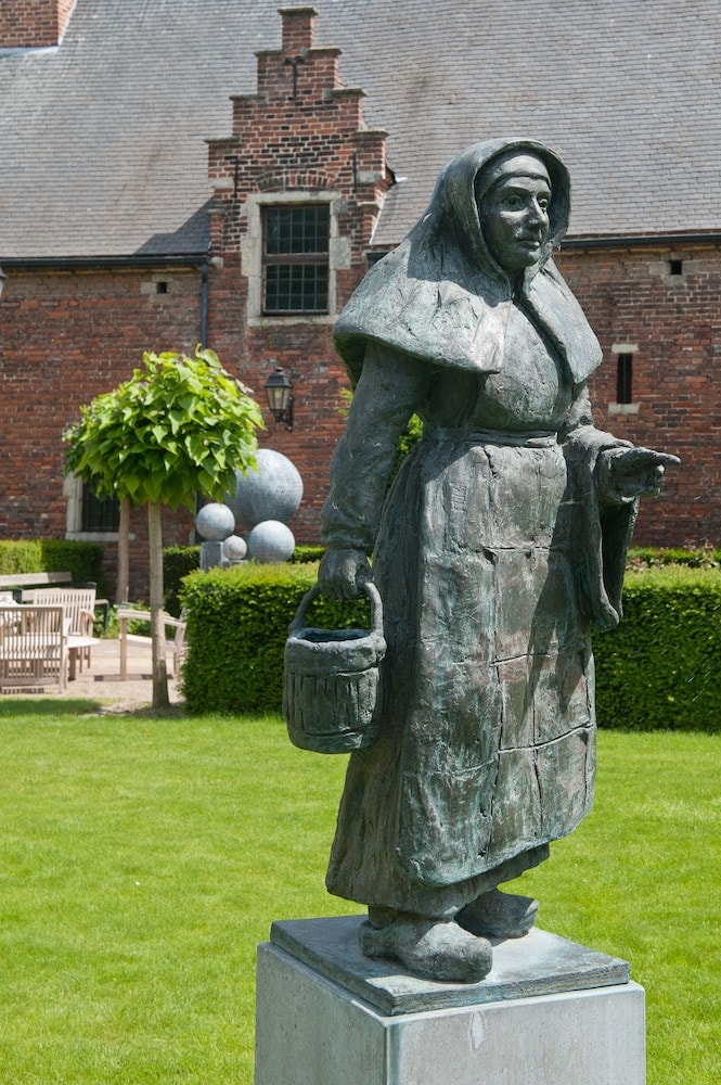 Begijnhof Hotel
