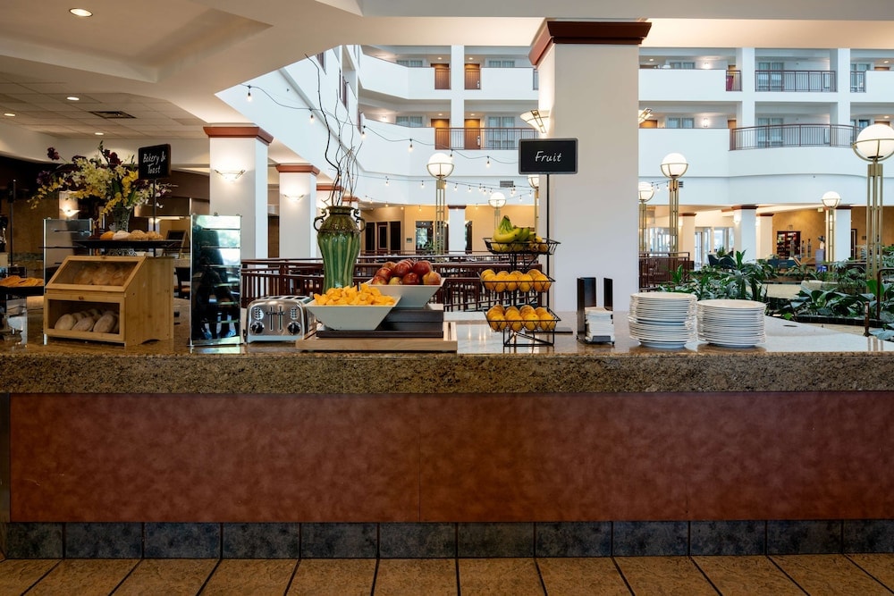 Embassy Suites by Hilton Portland Airport