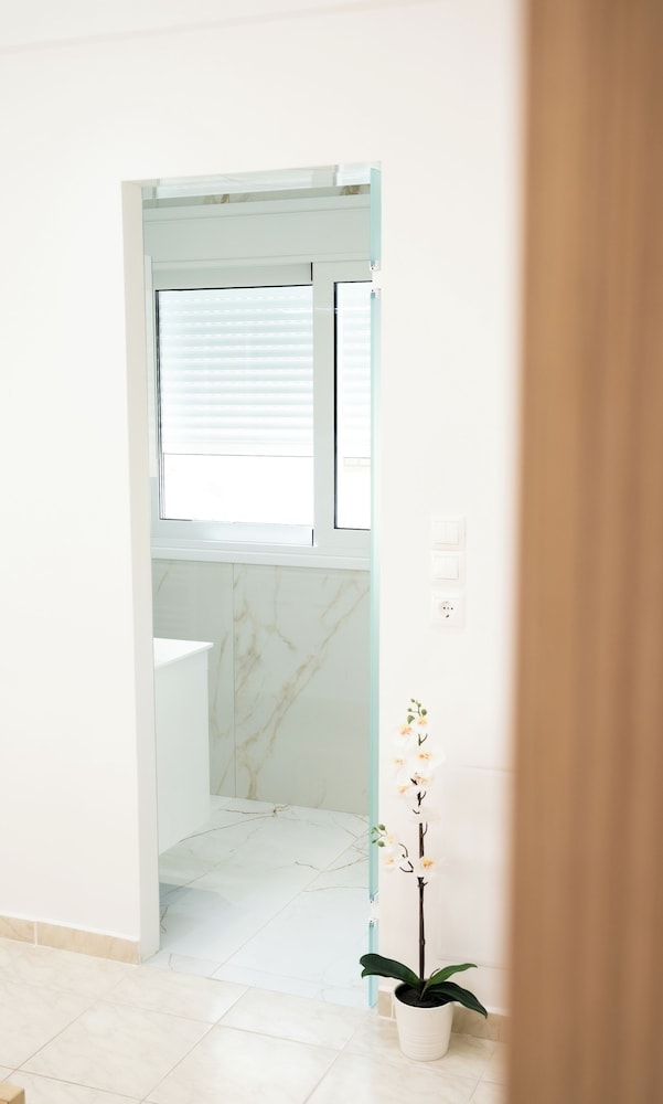 Keratea Luxury Villa - Athens Airport