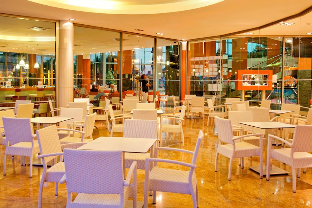 AR Diamante Beach Spa & Convention Center