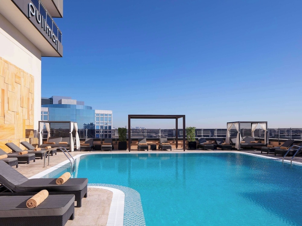 Pullman Dubai Creek City Centre Residences