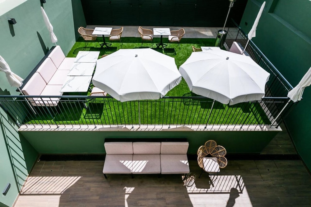Lx SoHo Boutique Hotel by RIDAN Hotels