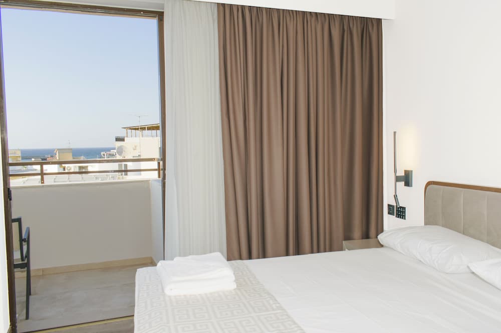 Elina Hotel Apartments