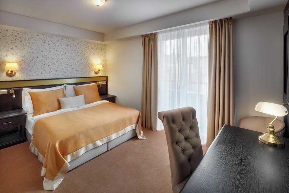 Hotel Savoy