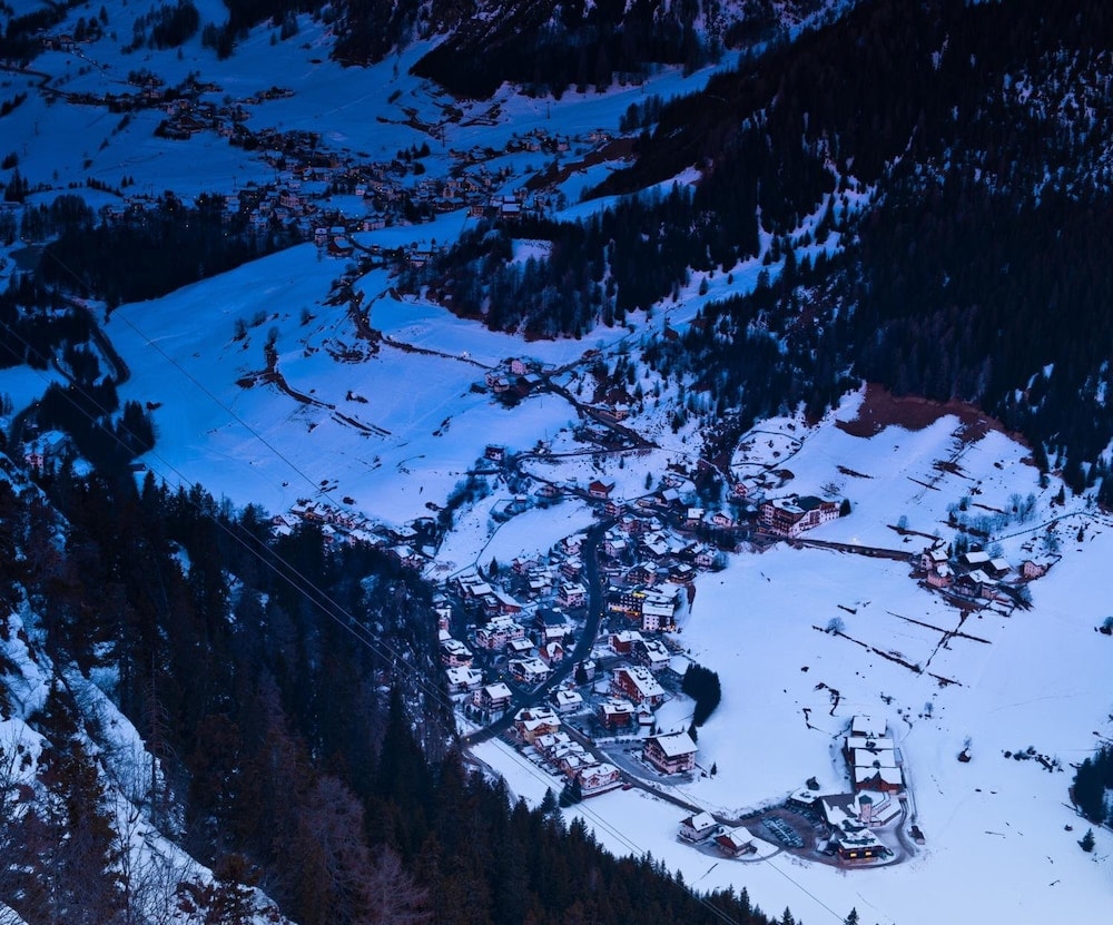 Hotel Miramonti Corvara