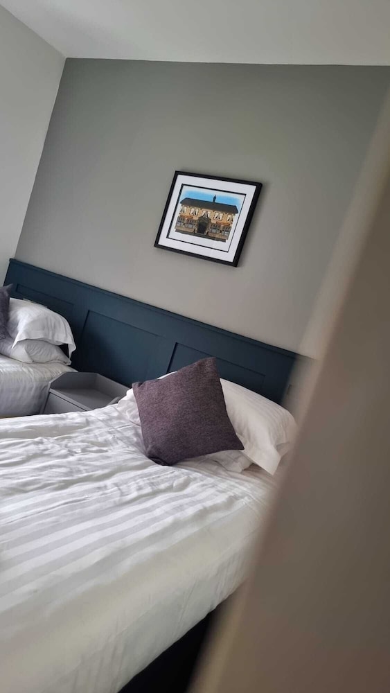 Friendship Hotel