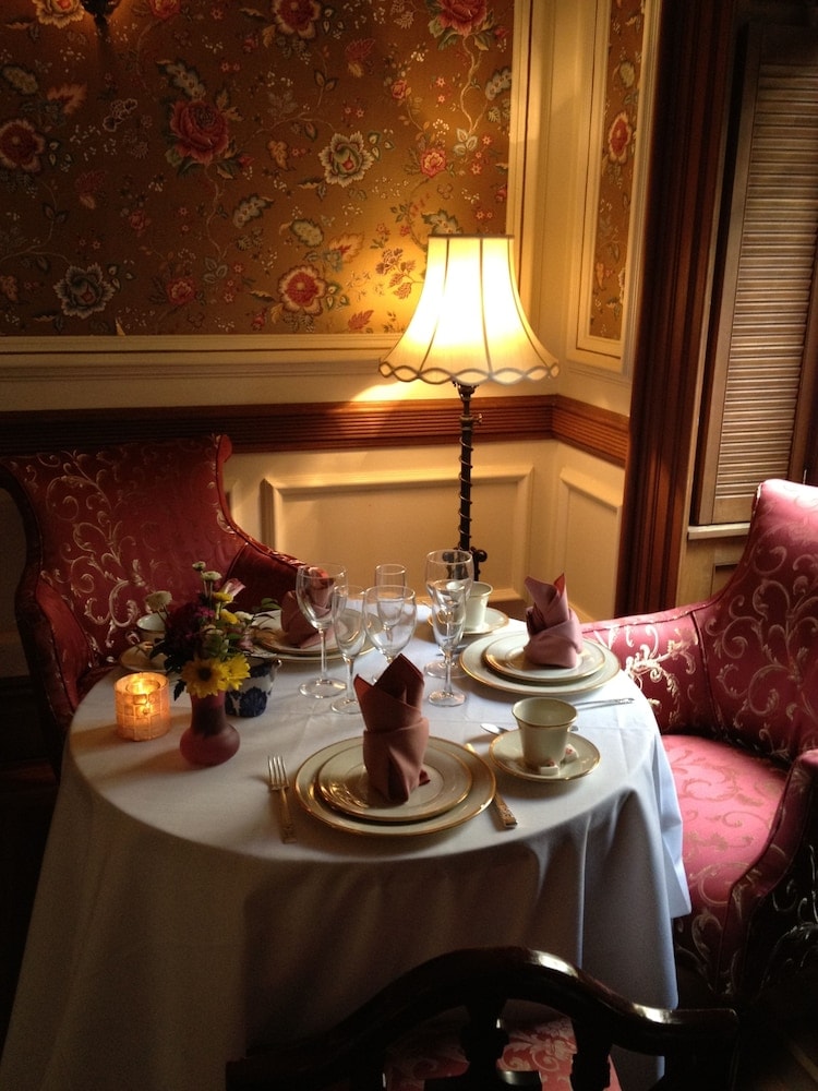 The Inn at Irving Place