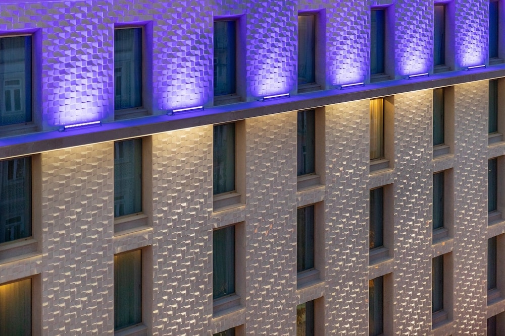 Holiday Inn Express Lisbon - Plaza Saldanha by IHG
