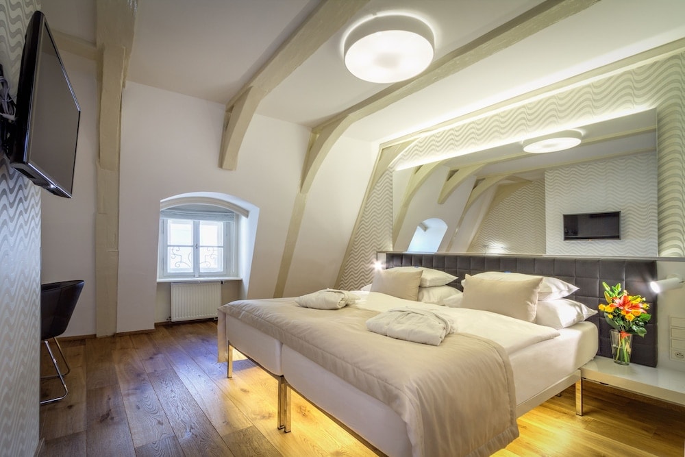 Hotel Golden Star