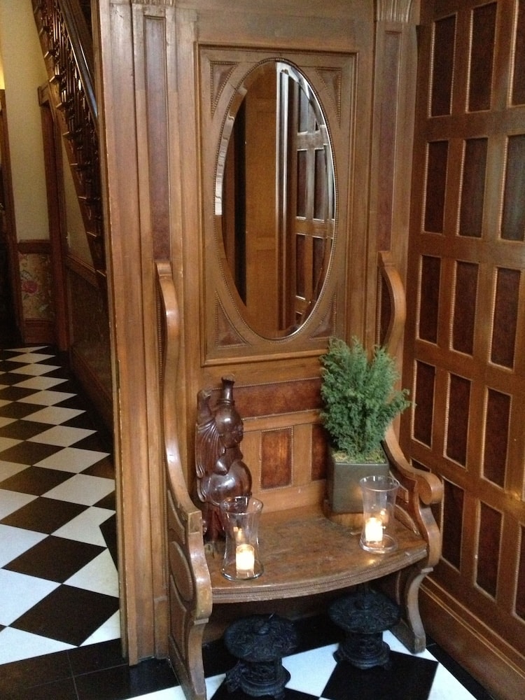 The Inn at Irving Place